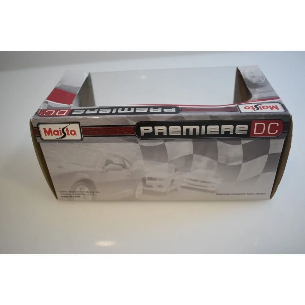 Maisto 1:24 Scale 1967 Ford Mustang GT Diecast Premiere DC NIB